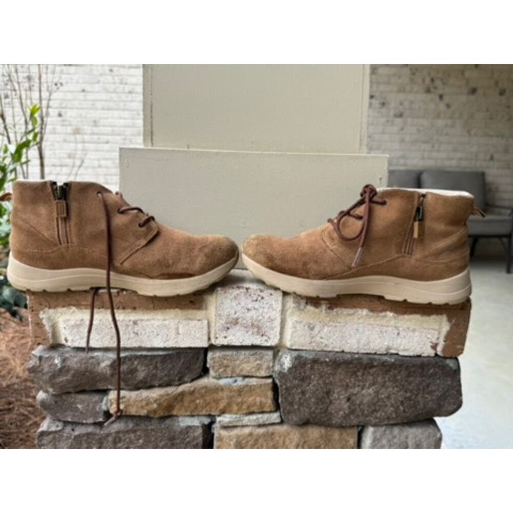Ugg Kid's Canoe III Chukka-Size 4